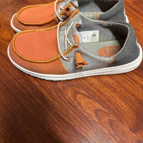 Hey Dude Wendy Tri Varsity Shoes in Orange and Gray W7 - Picture 7 of 12